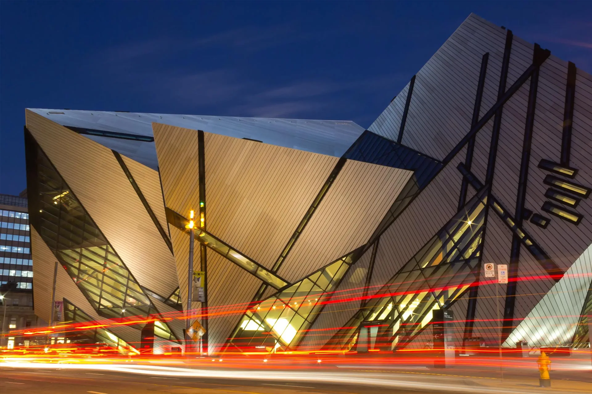 ROM — 9 Art Galleries Worth Visiting in Toronto